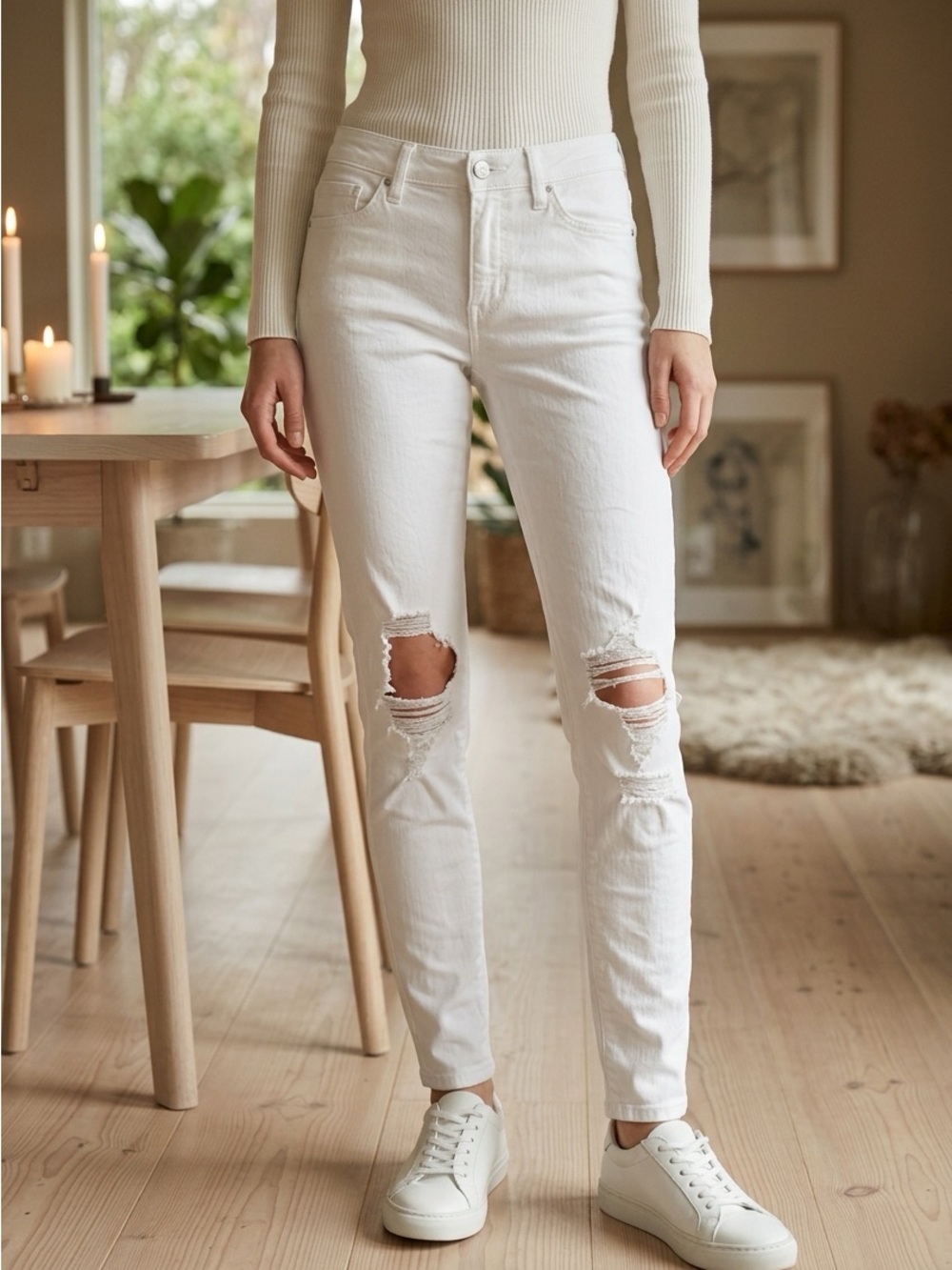 Black Orchid White Grunge Ripped Distressed White Skinny Jeans Size 26